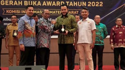 Raih BUKA Award, Wako Fadly Amran Dinobatkan Jadi Tokoh Keterbukaan Informasi