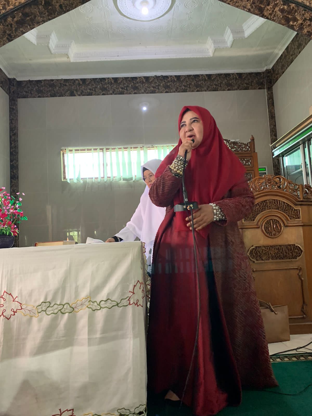 Hadiri Wirid Rawiya di Dua Koto, Pasaman, Hj Nevi Zuairina: Peran Perempuan Penting untuk Ketahanan Keluarga